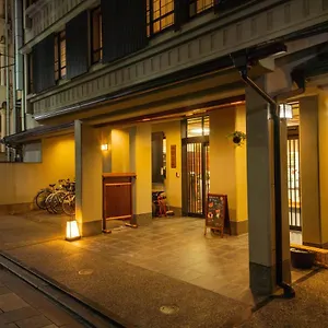 Ryokan 京都駅前ひふみ旅館（hifumiryokan Station), Kyoto