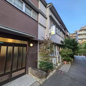 Meigetsu 2*, Tōkyō Japon